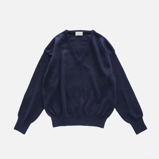 <img class='new_mark_img1' src='https://img.shop-pro.jp/img/new/icons1.gif' style='border:none;display:inline;margin:0px;padding:0px;width:auto;' />CASHMERE V-NECK PULLOVER