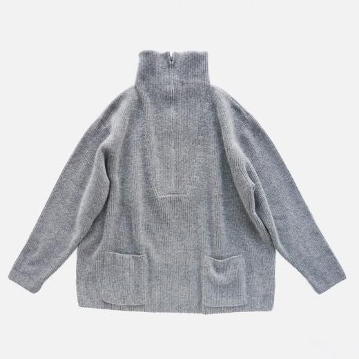 <img class='new_mark_img1' src='https://img.shop-pro.jp/img/new/icons1.gif' style='border:none;display:inline;margin:0px;padding:0px;width:auto;' />YAK × CA / WOOL HALF ZIP