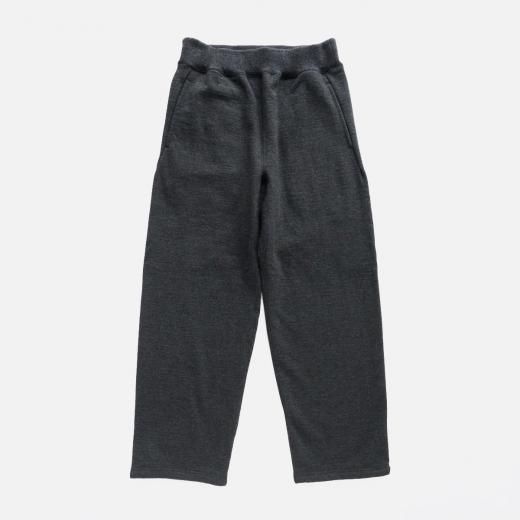 <img class='new_mark_img1' src='https://img.shop-pro.jp/img/new/icons1.gif' style='border:none;display:inline;margin:0px;padding:0px;width:auto;' />WOOL FRENCH TERRY - TRUCK PANTS