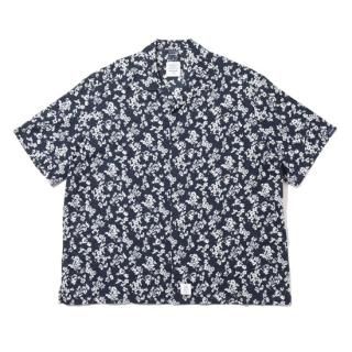 <img class='new_mark_img1' src='https://img.shop-pro.jp/img/new/icons41.gif' style='border:none;display:inline;margin:0px;padding:0px;width:auto;' />APPLEBUM/Flower Wave S/S Oversize Shirt
