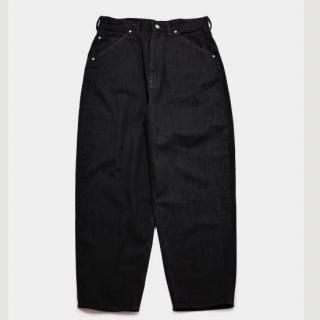 <img class='new_mark_img1' src='https://img.shop-pro.jp/img/new/icons5.gif' style='border:none;display:inline;margin:0px;padding:0px;width:auto;' />APPLEBUM/"SELENA" WIDE TAPERED DENIM PANTS (BLACK)
