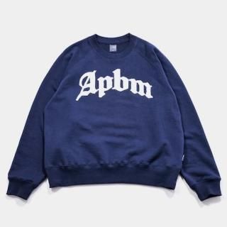 <img class='new_mark_img1' src='https://img.shop-pro.jp/img/new/icons5.gif' style='border:none;display:inline;margin:0px;padding:0px;width:auto;' />APPLEBUM/"APBM" CREW SWEAT