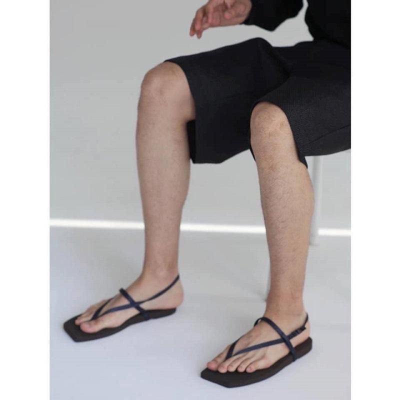 AURALEE ꡼ BELTED BEACH SANDALS MADE BY FOOT THE COACHER / DARK BROWNNAVY
