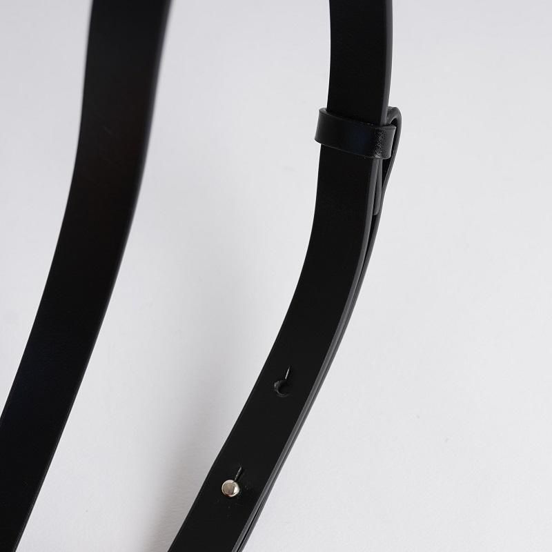 <img class='new_mark_img1' src='https://img.shop-pro.jp/img/new/icons20.gif' style='border:none;display:inline;margin:0px;padding:0px;width:auto;' />LEMAIRE ᡼ MINI CAMERA BAG / BLACK