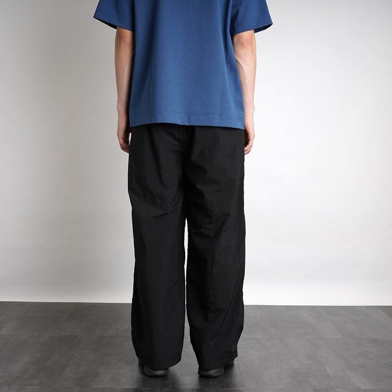 TEATORA ƥȥ WALLET PANTS FOREST P
 / BLACK