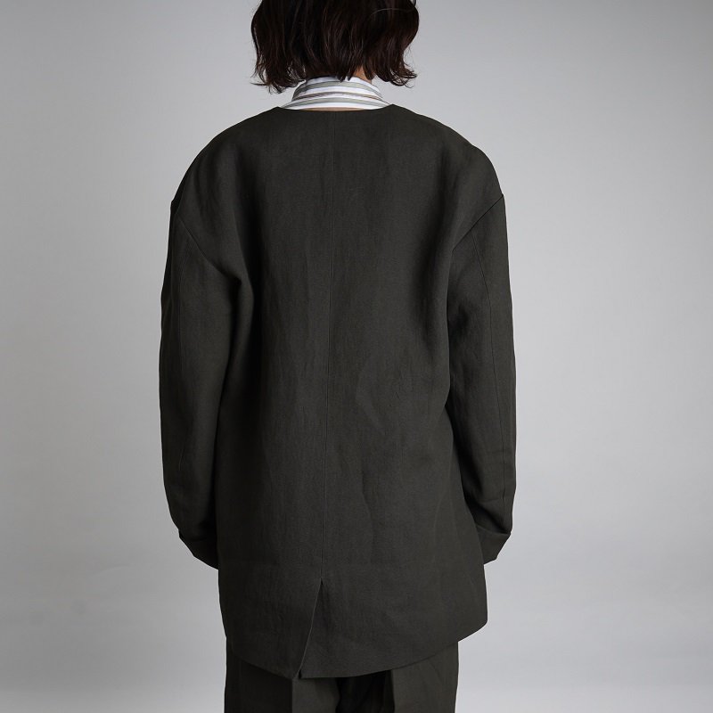 【22SS】【Cristaseya クリスタセヤ】 COLLARLESS JACKET / BROWN

<img class='new_mark_img2' src='https://img.shop-pro.jp/img/new/icons20.gif' style='border:none;display:inline;margin:0px;padding:0px;width:auto;' />