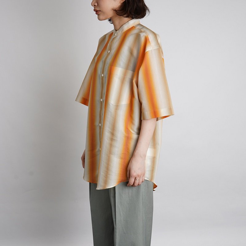 【YLÉVE イレーヴ】 OMBRE STRIPE S/S SH
 / SUNSET<img class='new_mark_img2' src='https://img.shop-pro.jp/img/new/icons20.gif' style='border:none;display:inline;margin:0px;padding:0px;width:auto;' />