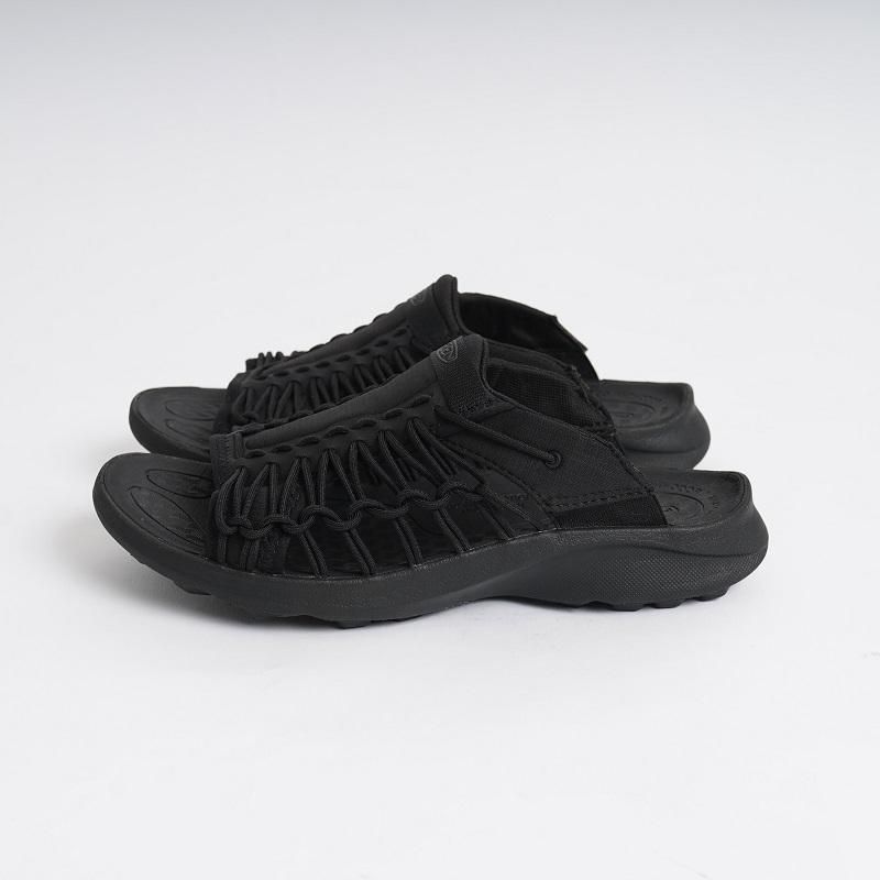 KEEN  UNEEK SNK SLIDE / BLACKBLACK