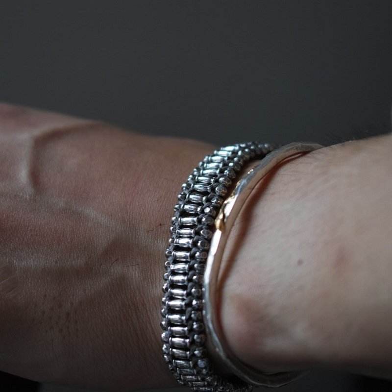 オンライン Sara Finchley silver misanga bracelet