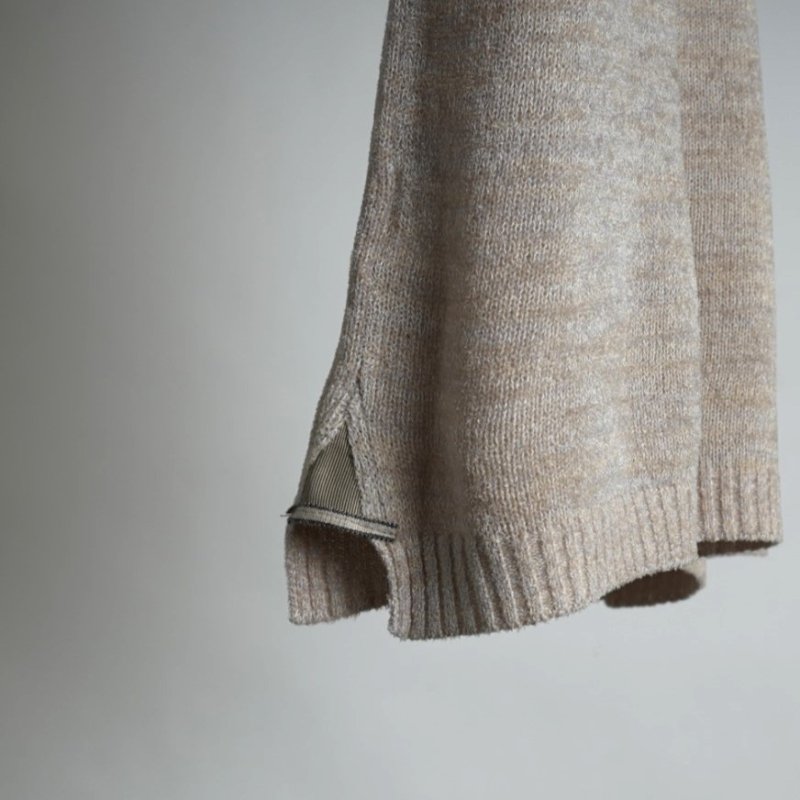 【ANSNAM Riverrun アンスナム リヴァーラン】 MOLE YARN CARDIGAN / BEIGE GRAY Avelia  ONLINE STORE