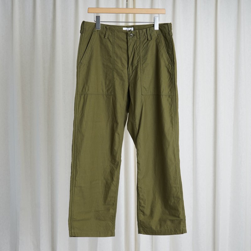 YAECA ヤエカ】 LIKE WEAR BAKER PANTS / OLIVE (SATIN) -Avelia