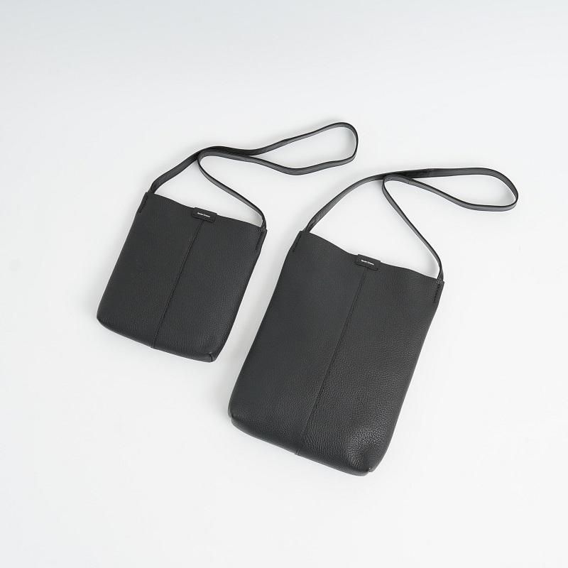 Hender Scheme エンダースキーマ】 piano shoulder big / 2COLOR
