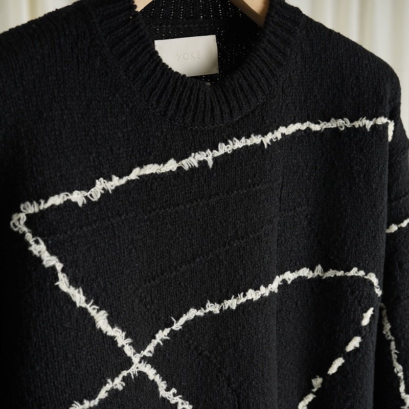 YOKE ヨーク】 CONTINUOUS LINE EMBROIDERY SWEATER / BLACK- Avelia ...