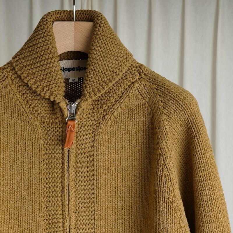 【Slopeslow スロープスロウ】 COWICHAN SWEATER / CAMEL- Avelia ONLINE STORE