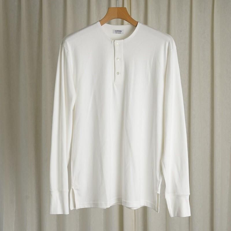 【MAATEE＆SONS マーティーアンドサンズ】 SUVIN FIRST PICK HENRY TEE / WHITE - Avelia  ONLINE STORE