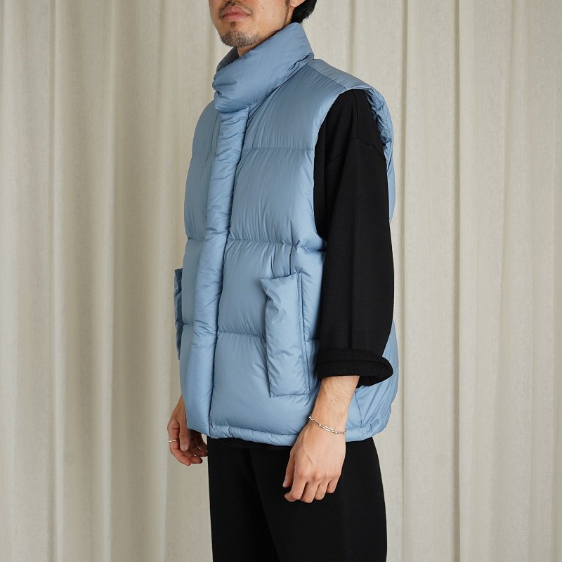 23AW】【AURALEE オーラリー】 SUPER LIGHT NYLON RIPSTOP DOWN VEST