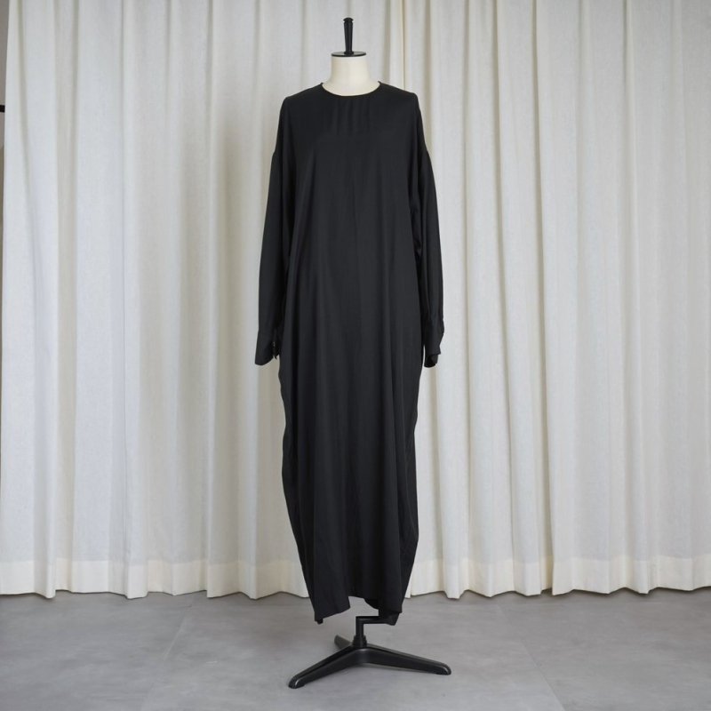 【23AW】 【WIRROW ウィロウ】 CUPRO COTTON CREW NECK DRESS -WOMEN- / BLACK