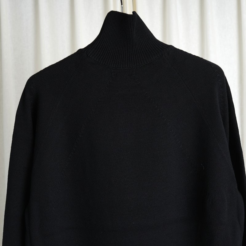 BATONER バトナー】 SIGNATURE AGING WOOL TURTLE NECK / BLACK