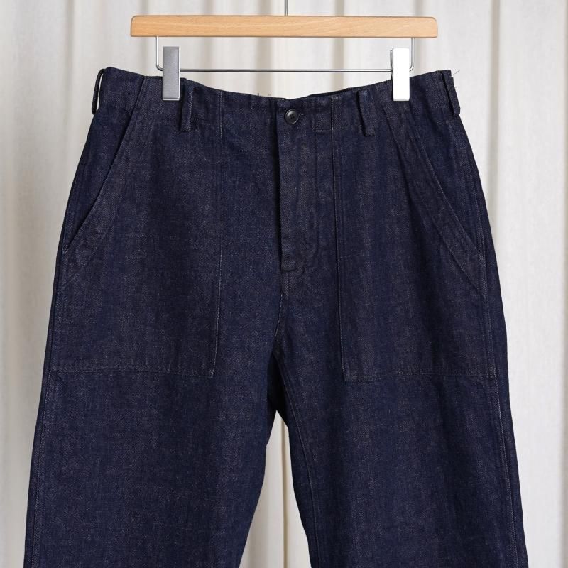 YAECA 䥨 LIKE WEAR BAKER PANTS / INDIGO