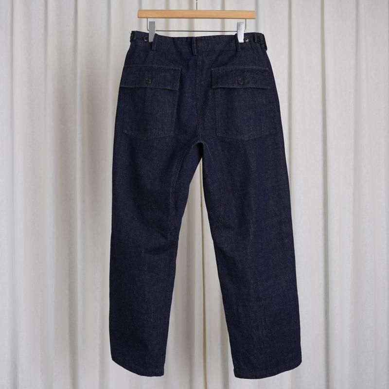 YAECA 䥨 LIKE WEAR BAKER PANTS / INDIGO