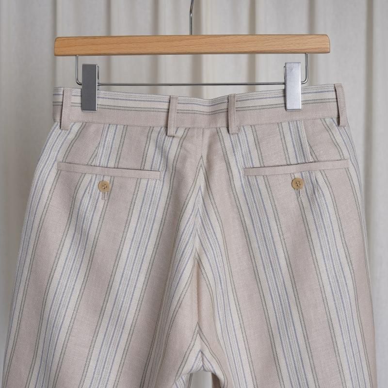 Cale   LINEN WOOL SILK 2 TUCK SHORTS / STRIPE