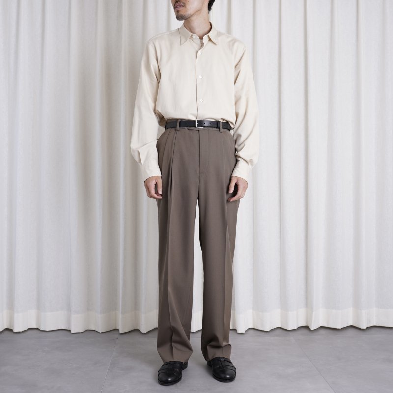 AURALEE オーラリー】 LIGHT WOOL MAX GABARDINE TWO-TUCK SLACKS / TOP BROWN -Avelia  ONLINE STORE