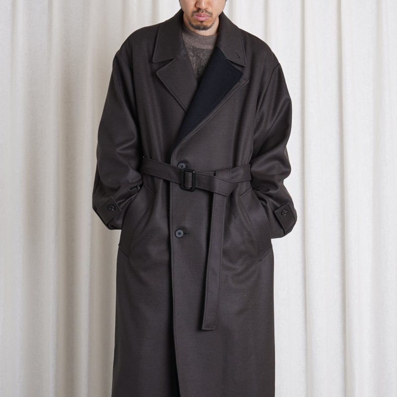 ssstein シュタイン】 DOUBLE LAPELED DOUBLE BREASTED COAT / GREY KHAKI x BLACK -  Avelia ONLINE STORE