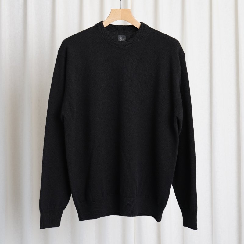 BATONER バトナー】 INNOCENT CASHMERE CREW NECK / SOLID BLACK - Avelia ONLINE  STORE