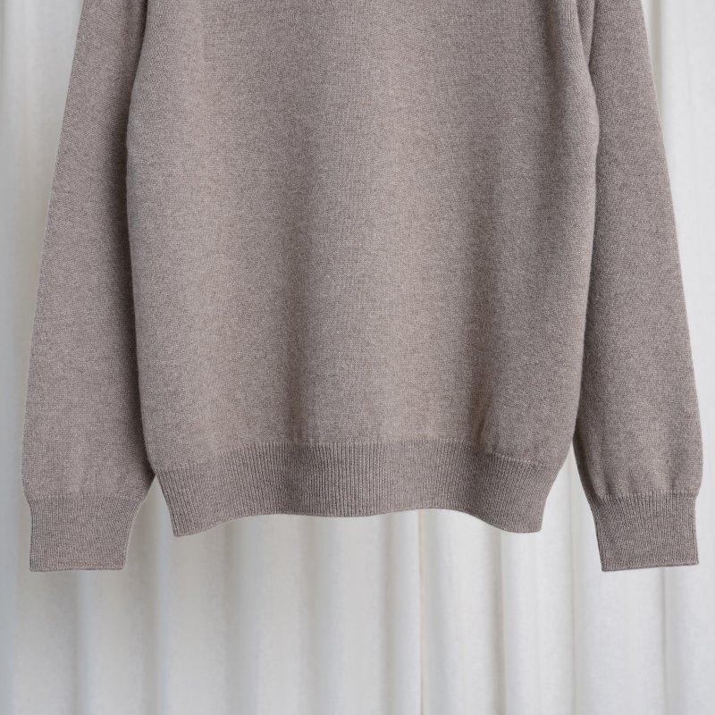 BATONER バトナー】 INNOCENT CASHMERE CREW NECK / BROWN - Avelia ONLINE STORE