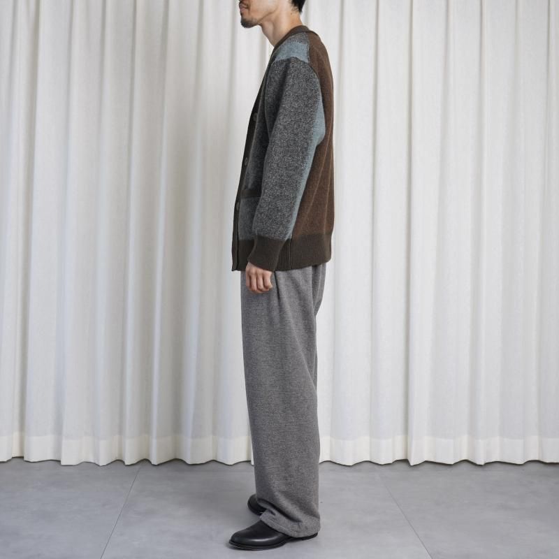 Slopeslow ץ YAK LAMBSWOOL TRICOLOR CARDIGAN / BLUE KHAKI