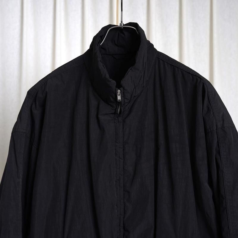 25S/Sۡssstein 奿 WINDPROOF NYLON PADDED JACKET / BLACK
