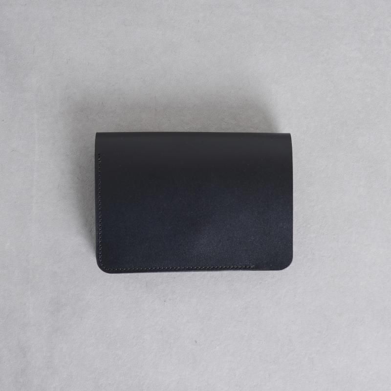 forme ե Short wallet Ilcea Box calf  / Black