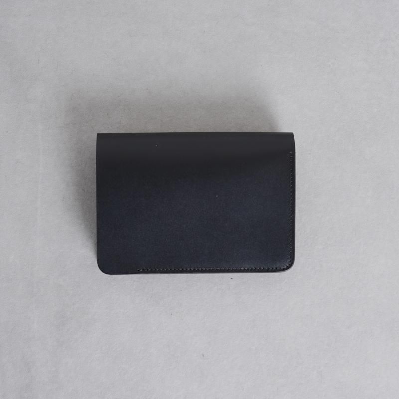 forme ե Short wallet Ilcea Box calf  / Black