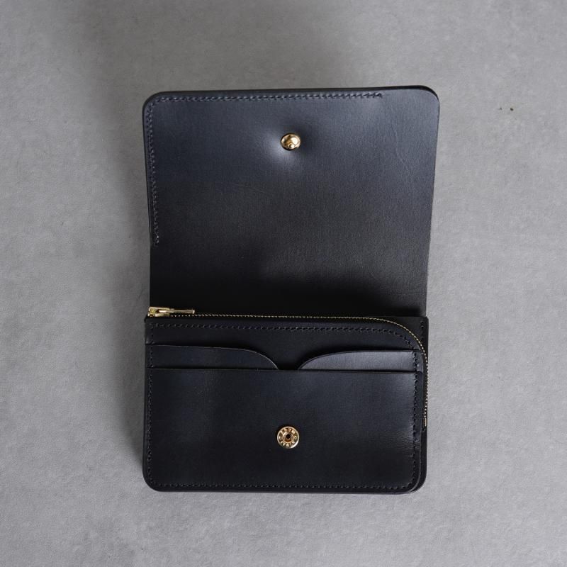 forme ե Short wallet Ilcea Box calf  / Black
