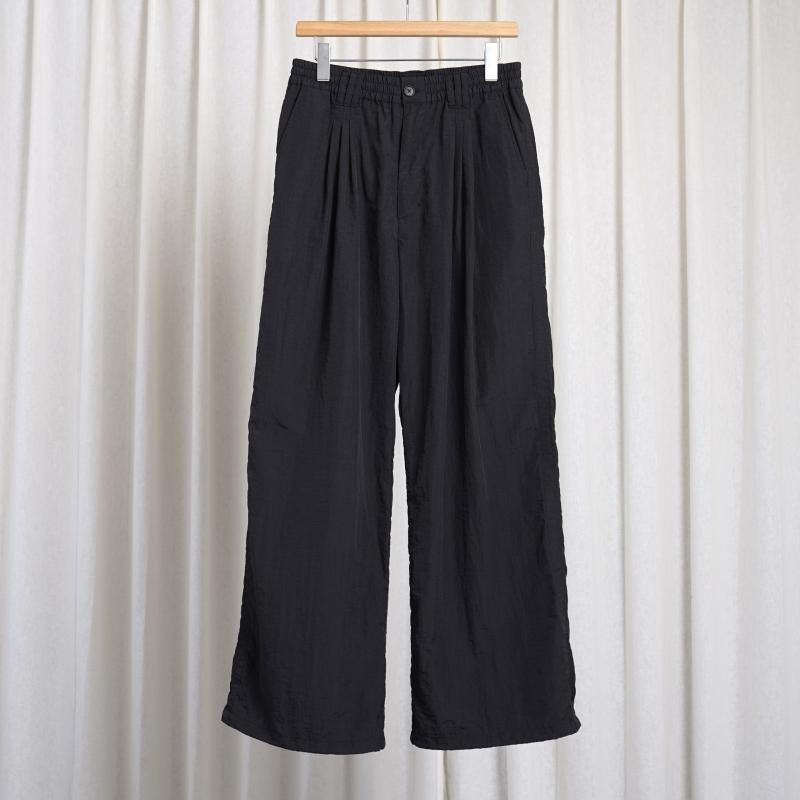 25S/SۡYOKE  衼NYLON 3PLEATED WIDE-LEG EASY TROUSERS / BLACK