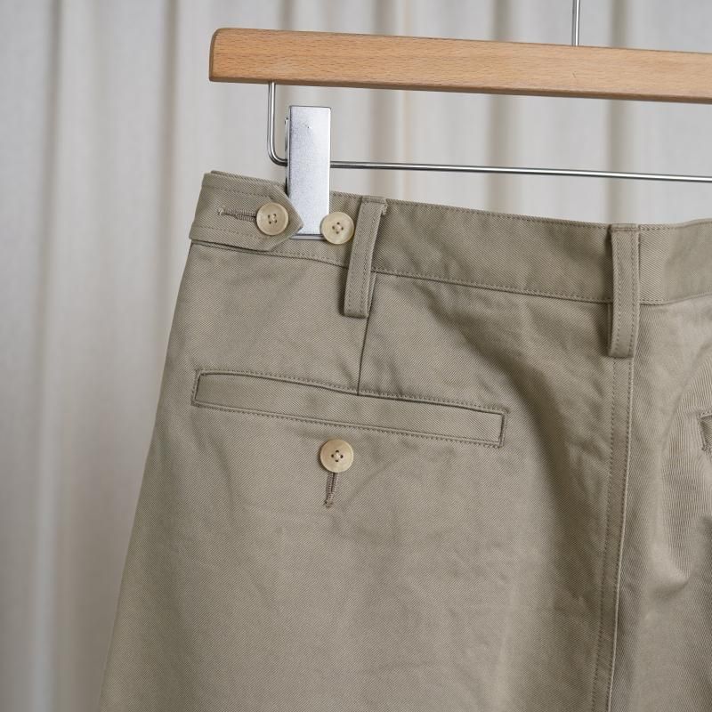 25S/SۡAURALEE ꡼ WASHED FINX CHINO ONE-TUCK PANTS / LIGHT KHAKI