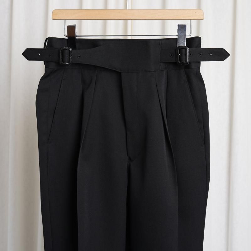 25S/SۡTHE RERACS 饯 THE GURKHA / BLACK
