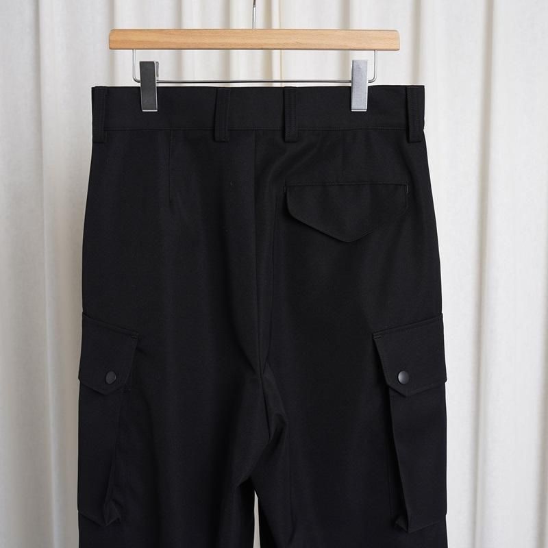 25S/SۡTHE RERACS 饯 THE F2 CARGO / BLACK
