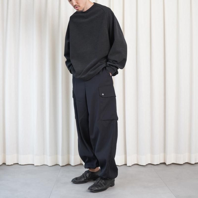THE RERACS 饯 THE F2 CARGO / BLACK