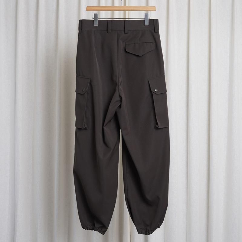 25S/SۡTHE RERACS 饯 THE F2 CARGO / GUNMETAL GRAY
