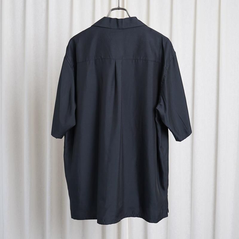 25S/Sۡssstein 奿 CUPRO TWILL OVERSIZED OPEN COLLAR SS SHIRT / BLACK