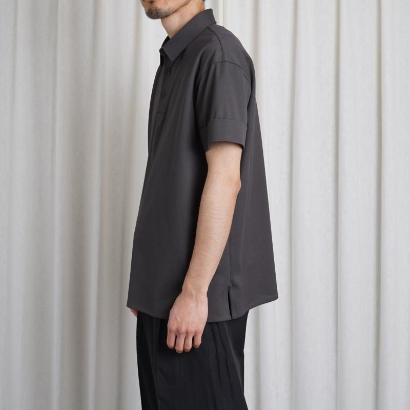 25S/SۡTHE RERACS 饯 RERACS REGULAR COLLAR POLO SHIRT / GUNMETAL GRAY
