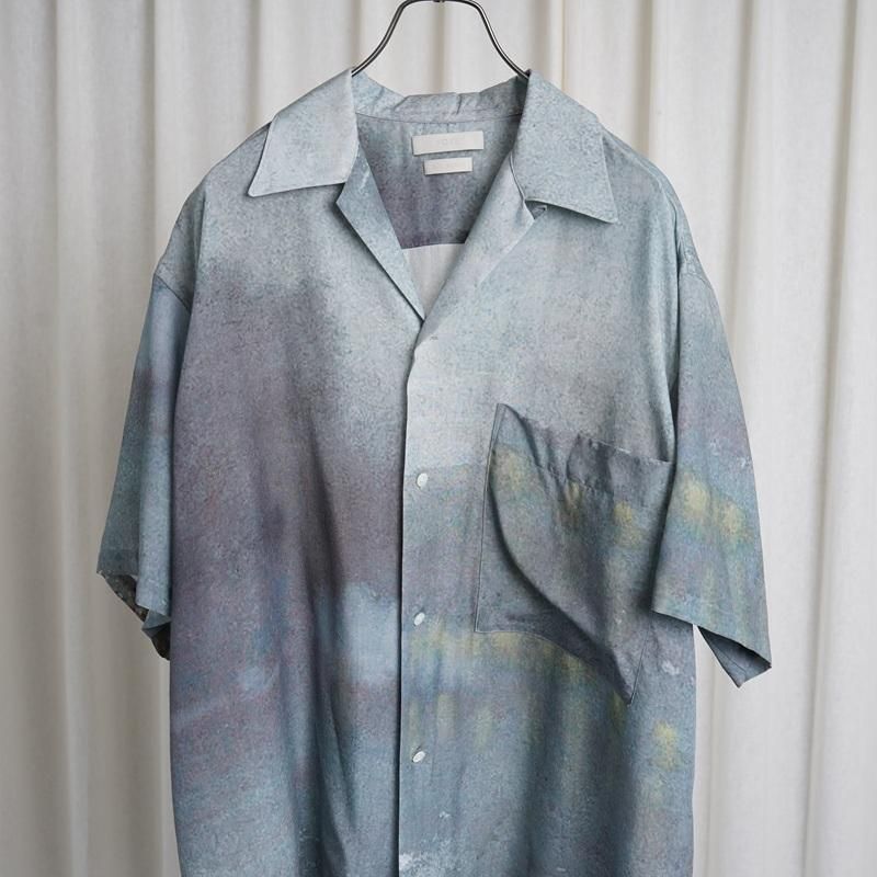 25S/SۡYOKE 衼 LANDSCAPE PRINTED OPEN COLLAR SHIRT / BLUE