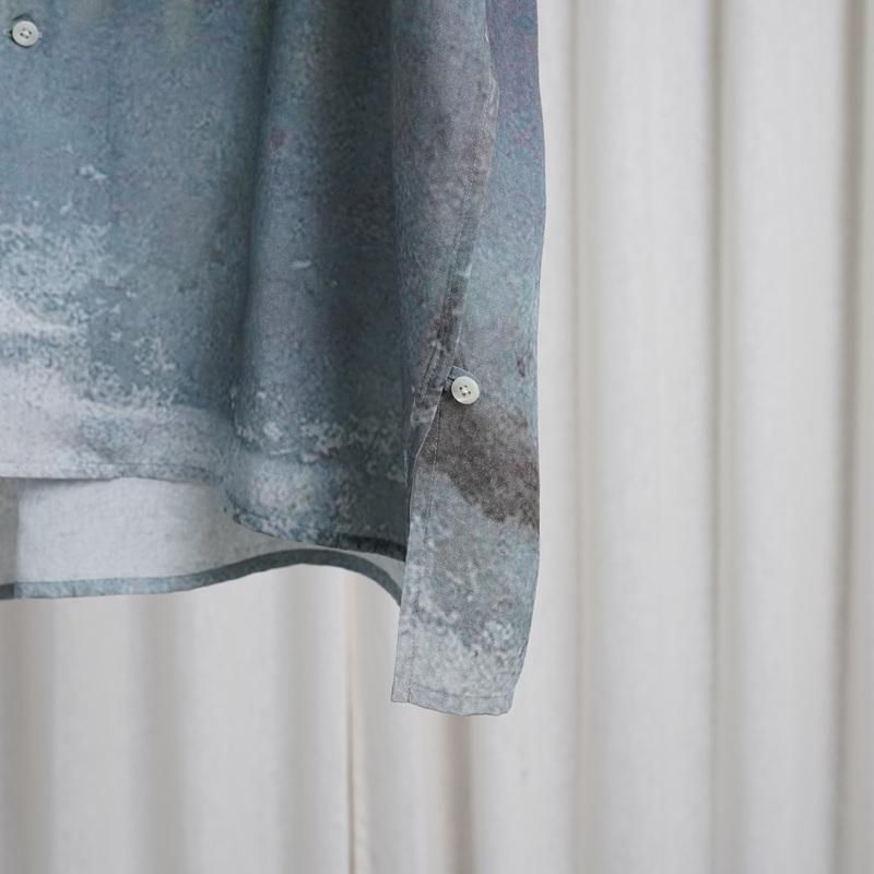 25S/SۡYOKE 衼 LANDSCAPE PRINTED OPEN COLLAR SHIRT / BLUE