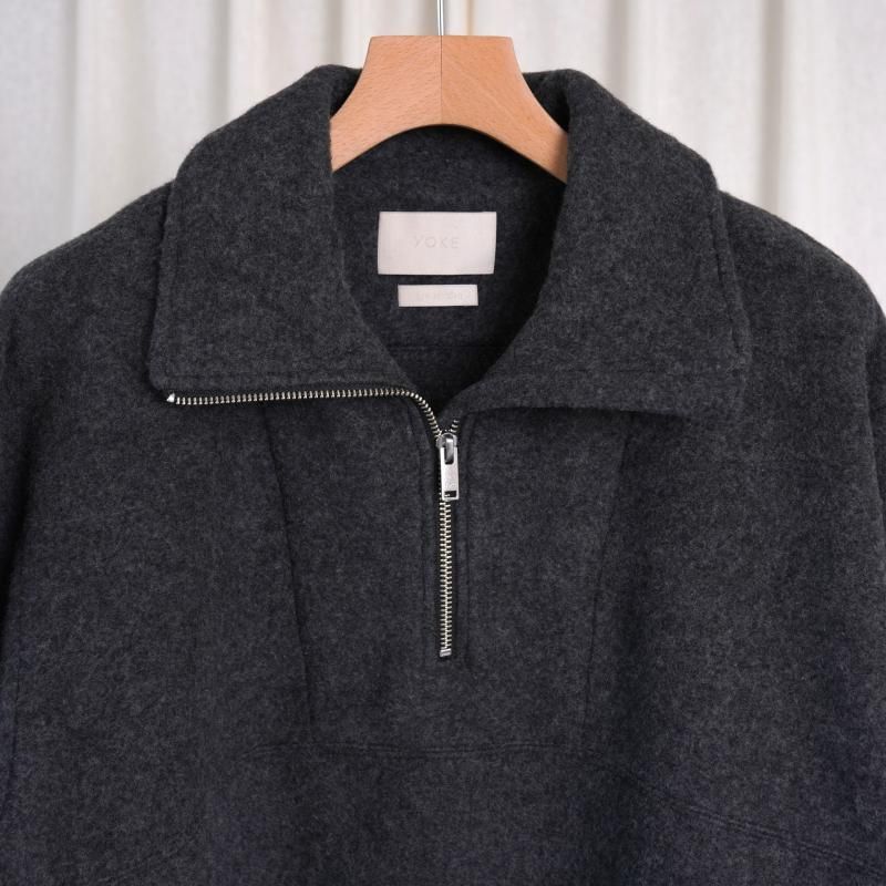 25A/WۡYOKE 衼 WOOL FLEECE HALF ZIP PULLOVER / CHARCOAL