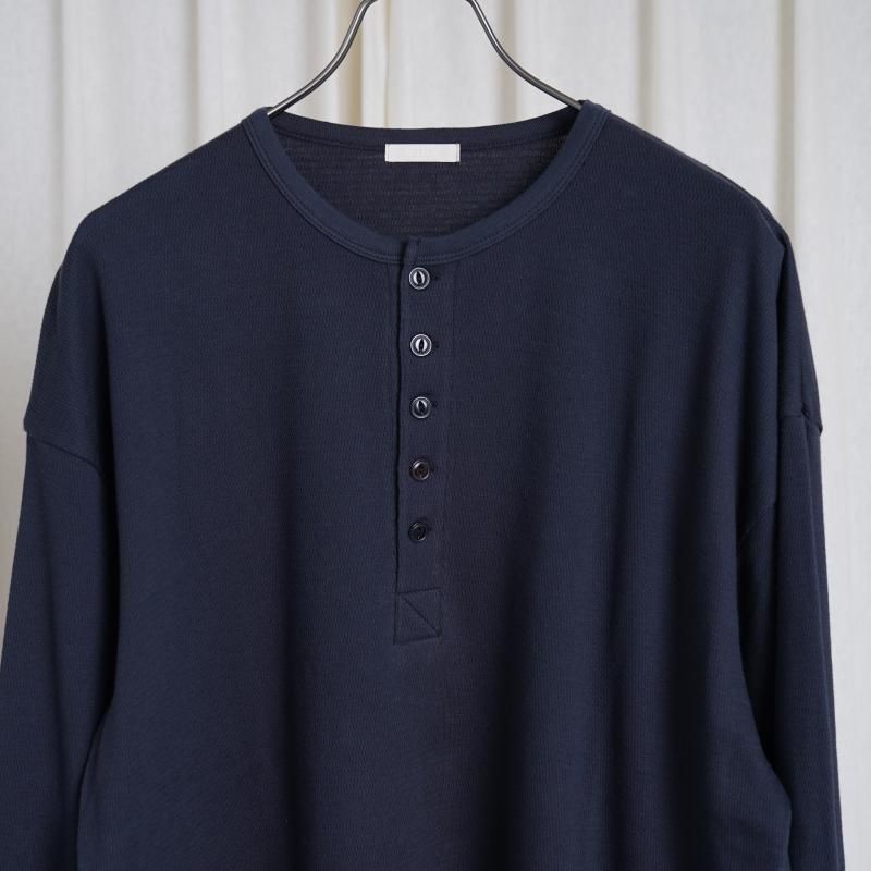 25A/WۡULTERIOR ƥꥢ C/CASH HONEYCOMB HENLEY-NECK TOP / BLUE GRAY