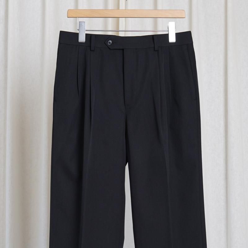 25A/W AURALEE ꡼ LIGHT WOOL MAX GABARDINE TWO-TUCK SLACKS / TOP BLACK