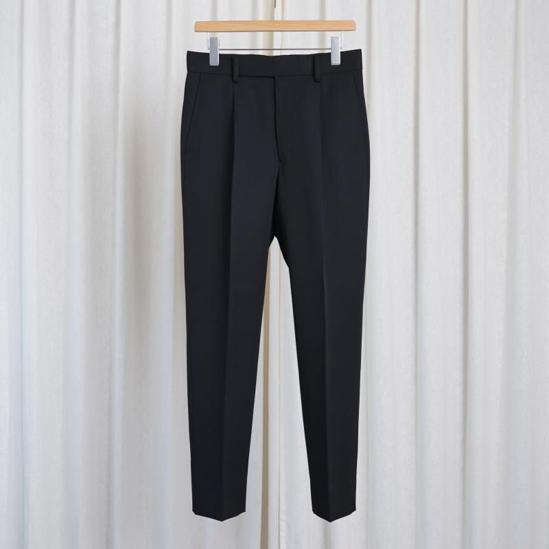 25A/WۡTHE RERACS 饯 THE SLACKS STRAIGHT / BLACK

