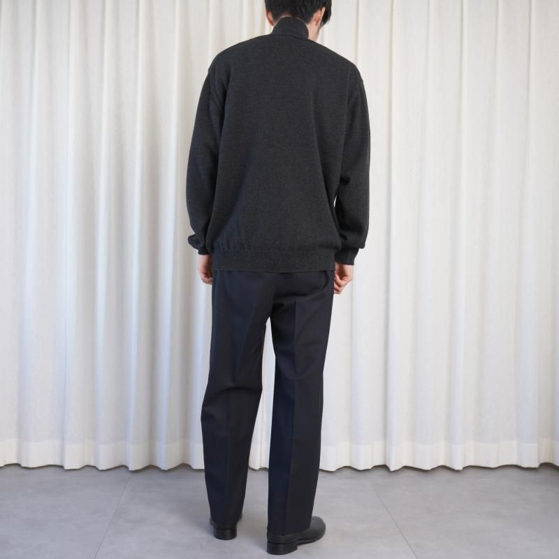 25A/WۡTHE RERACS 饯 THE SLACKS STRAIGHT / BLACK
