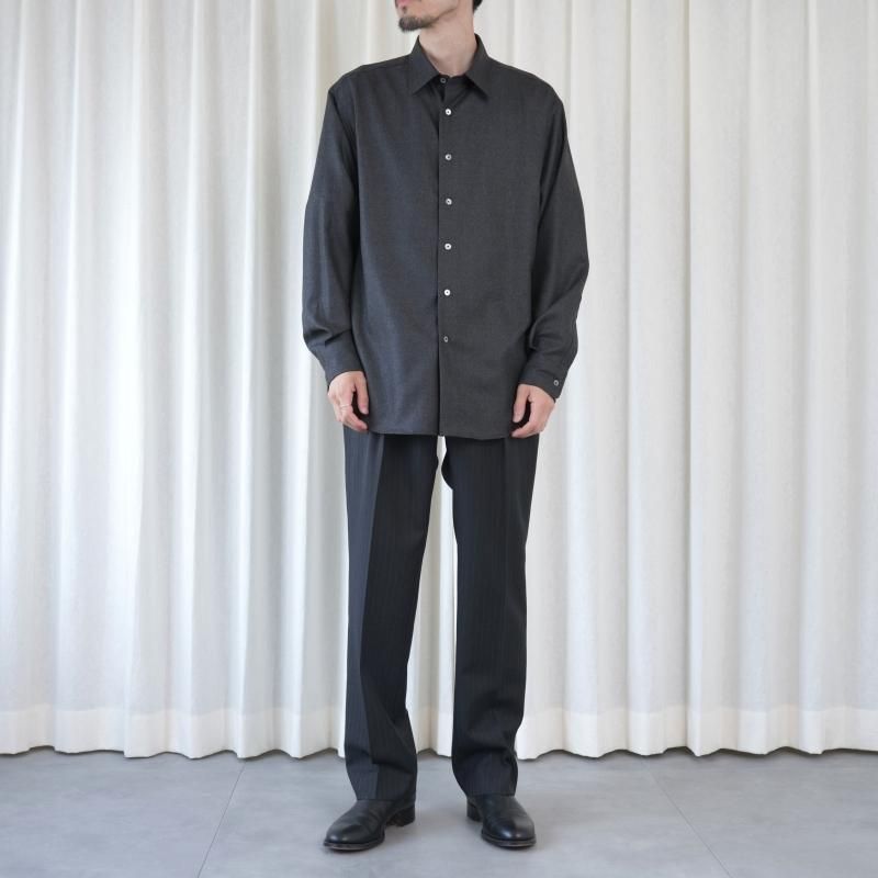 AURALEE オーラリー】SUPER LIGHT WOOL SHIRT / TOP CHARCOAL